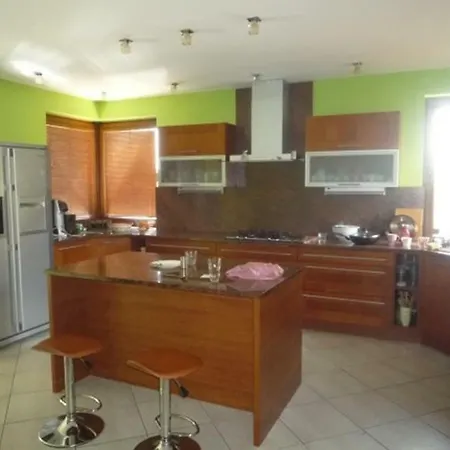 Peres Villa *